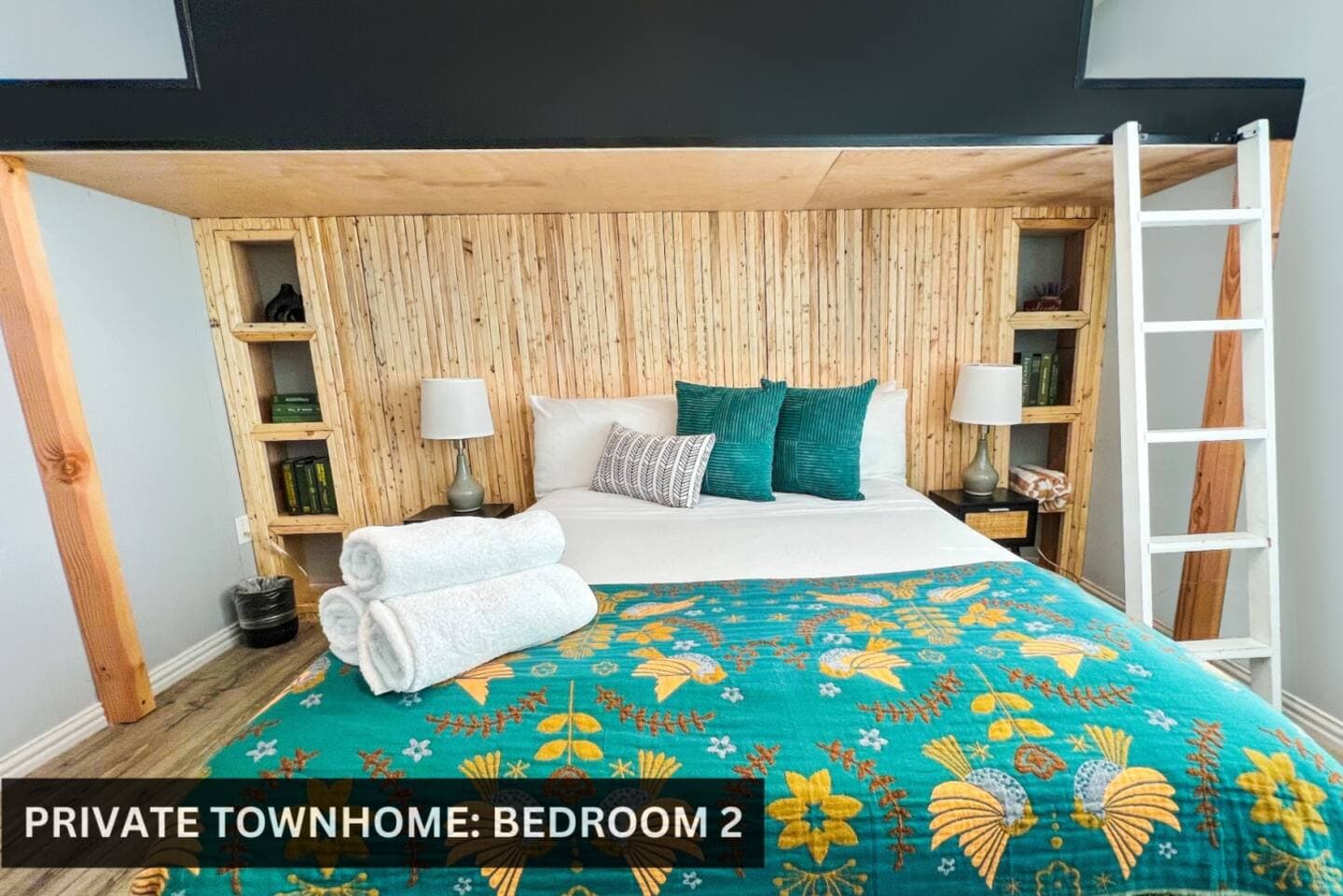 INN CAHOOTS UNIT 5- 4BR/11BEDS β gallery photo 5